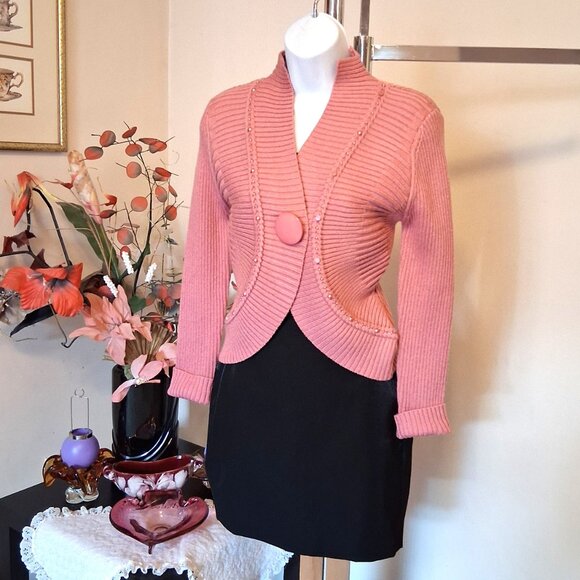 NWT Woman's Pink One Button Knit Shrug Open Front Cardigan Lightweight Sweater - Picture 8 of 9